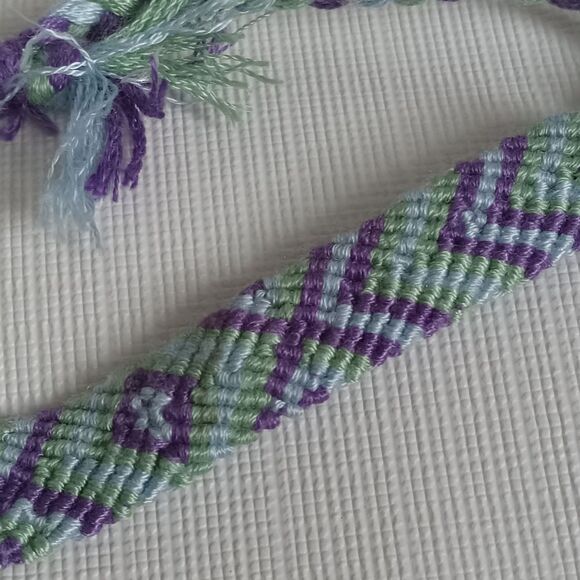 Handmade Colorful Embroidery Floss Adjustable Friendship Style Bracelet Bundle - Picture 7 of 11